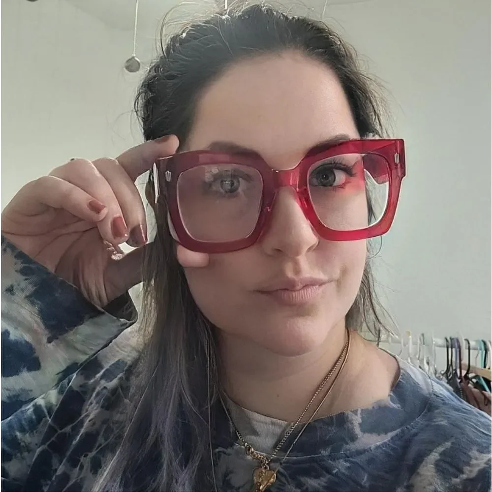♡♡♡♡Red Wide Plastic Rim Glasses Clear